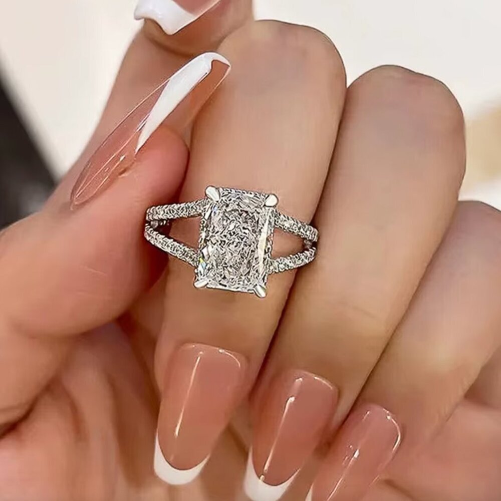 NEW 18k White Gold Diamond Ring Emerald Cut 3.5 Carat Ring